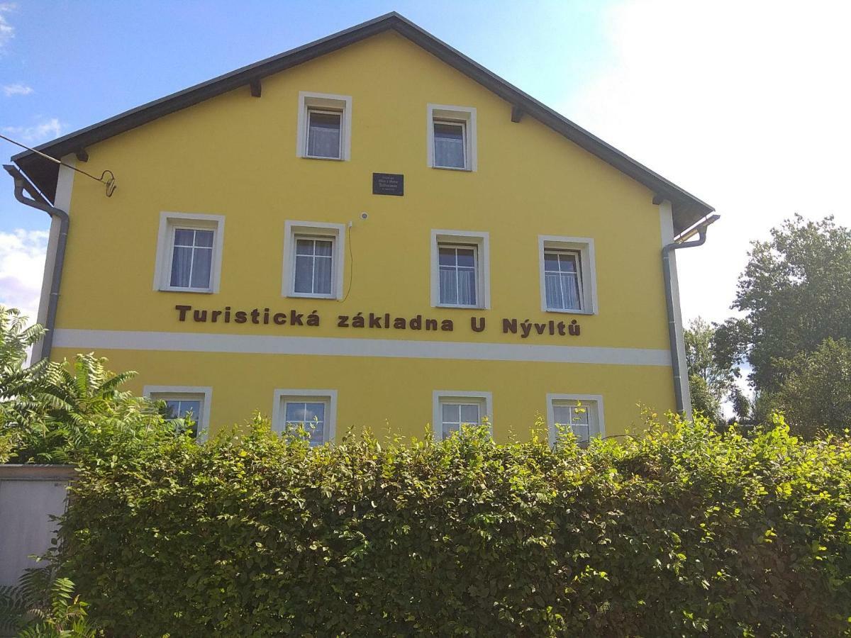 Turisticka Zakladna U Nyvltu Hotel Martinkovice Exterior photo